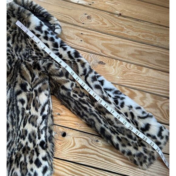 Express Cheetah Faux Fur Jacket Size Medium Women’s Black - Picture 9 of 9